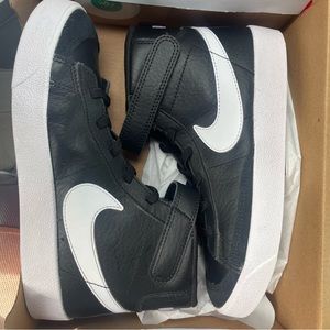 Boys Nike Blazer Shoes - size 1.5